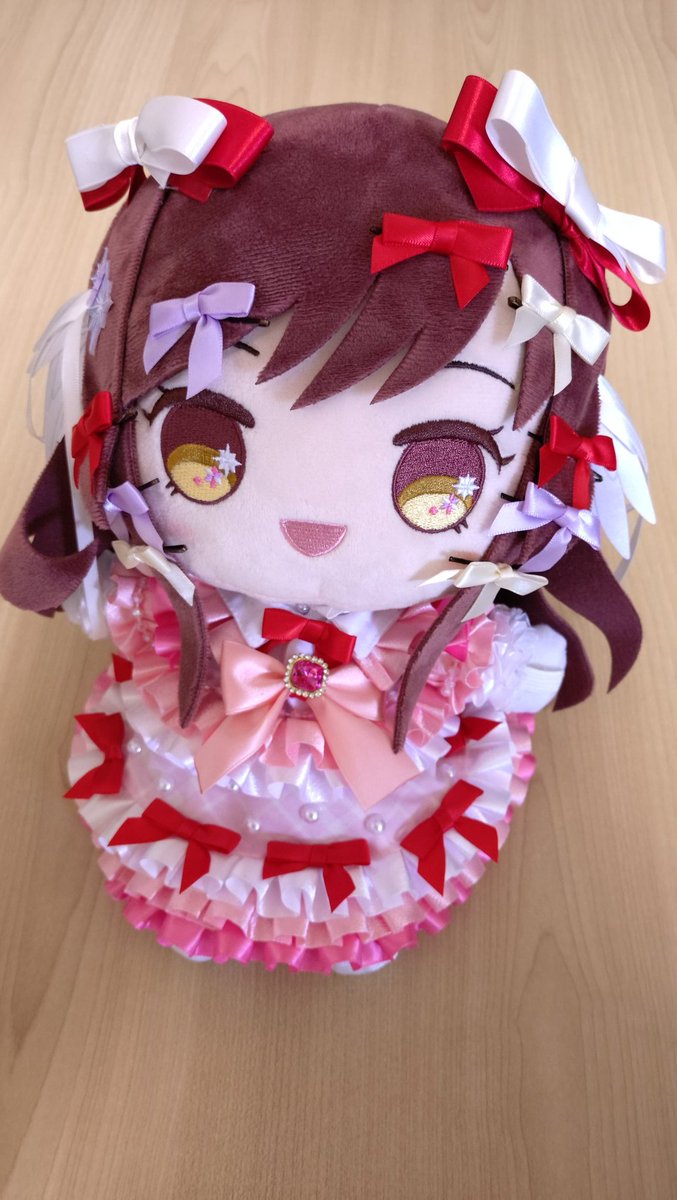 ロナセル tweet media