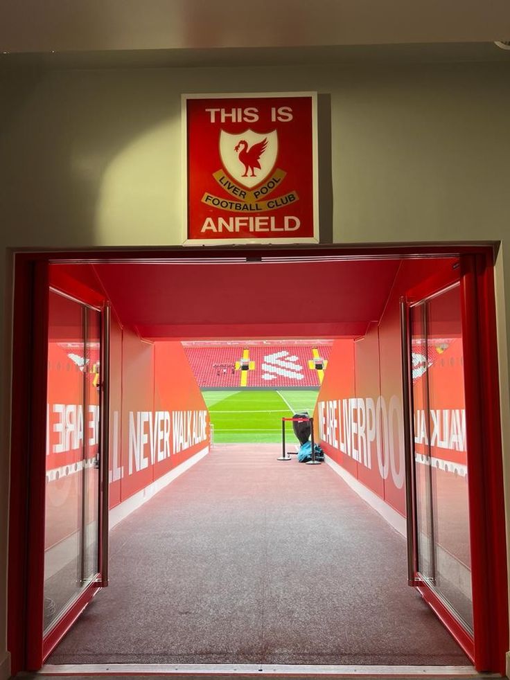 # S̷َ ☆ tweet media