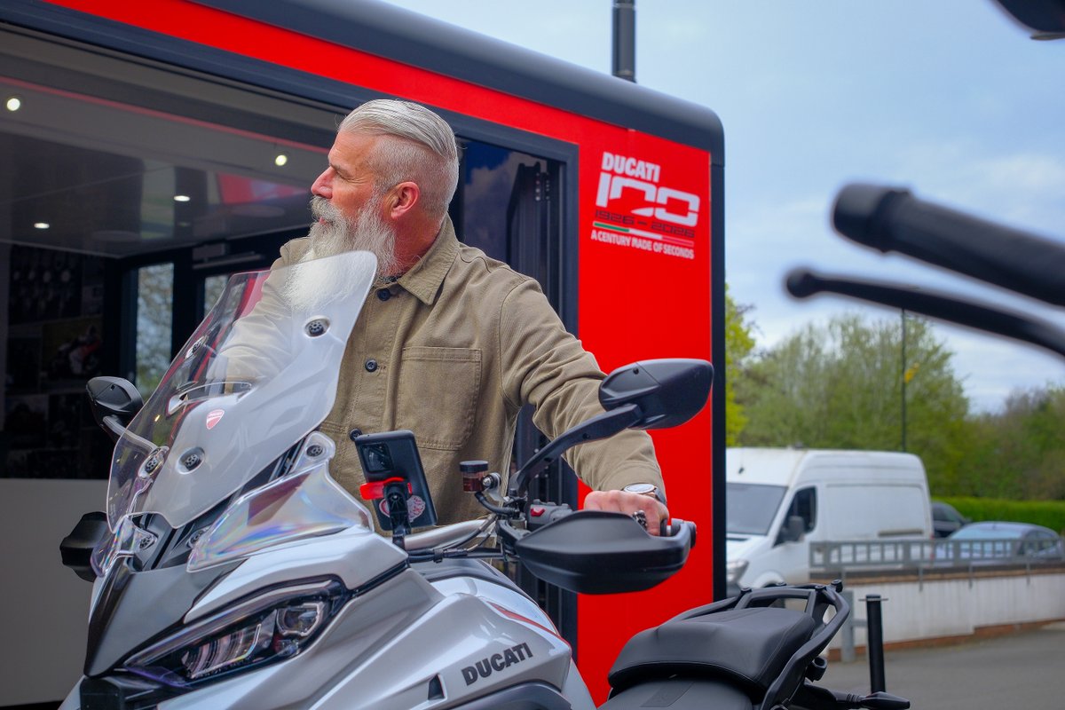 Ducati UK tweet media
