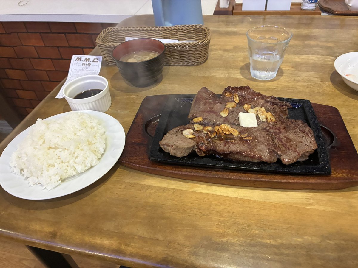 sing_erika's tweet photo. いつもの600g
ぶれいくさんはいつ来ても旨い。 https://t.co/gFUiMssrfU