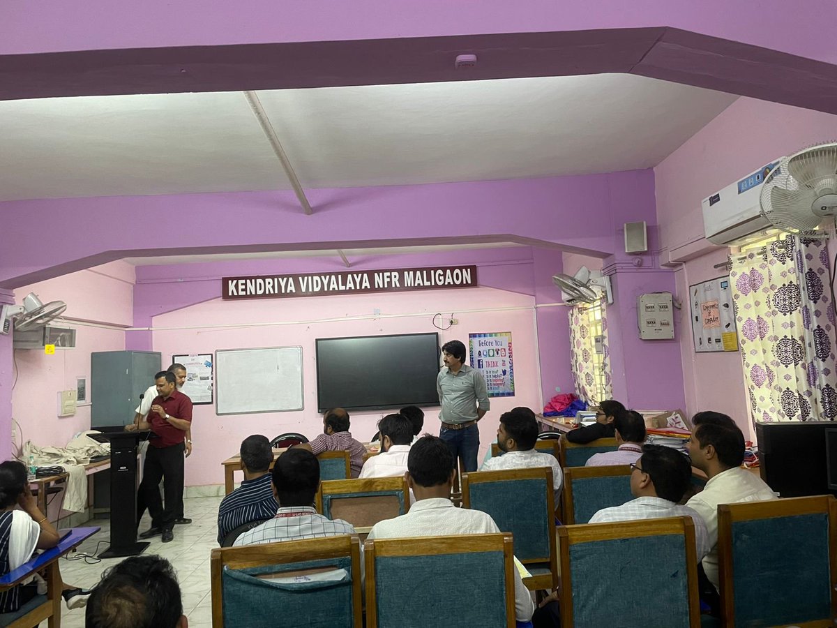 KVPSS_KVS's tweet photo. Interaction with staff of KV NFR MALIGAON with KVPSS office bearers. 
Good response received from fellow teachers during annual Membership Drive and campaign.
#KVPSS
#TEACHERWELFARE
#TEACHERSFIRST https://t.co/7OdkxTh3gL