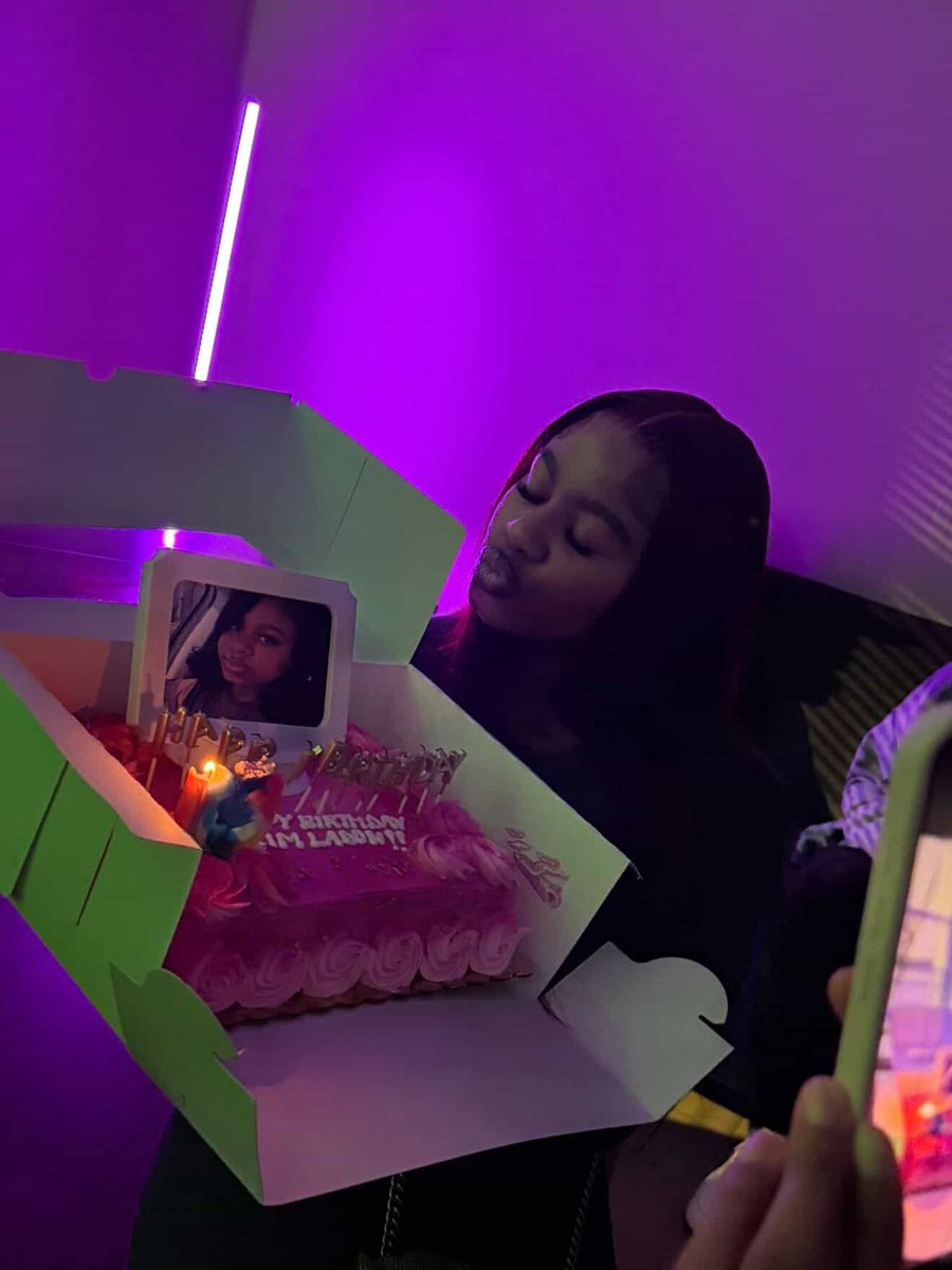 kimladon's tweet photo. happy birthday to me #aries https://t.co/TnQJxeDHvf