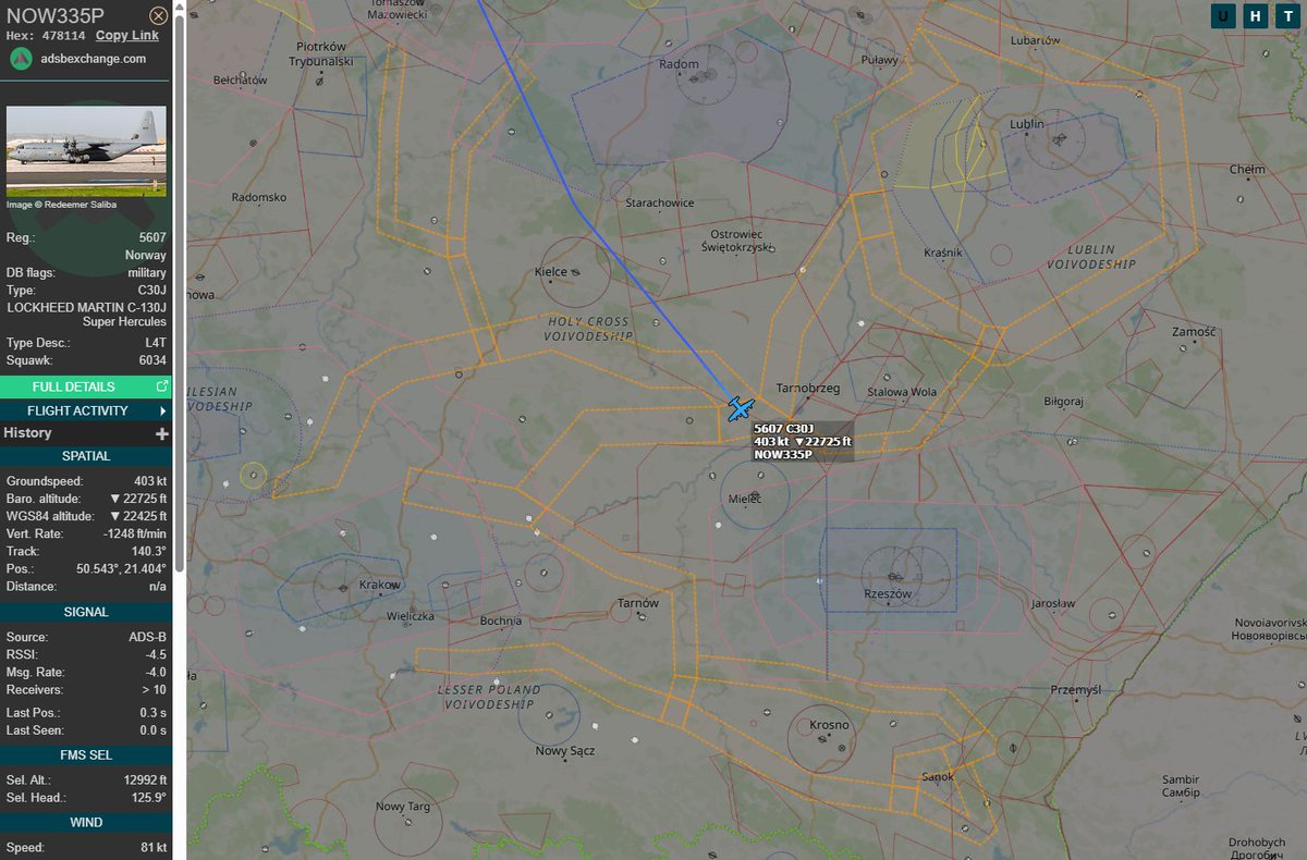 PolishMilRadar's tweet photo. #AKTUALIZACJA 🕘 11:13LT
🇳🇴✈️ #NOW335P Lockheed Martin C-130J Super Hercules "5607" Norweskich Sił Powietrznych zniża ↘️ w kierunku lotniska w Rzeszowie Jasionce #EPRZ 🇵🇱
#POLMILRADAR https://t.co/EBMiD08WxM