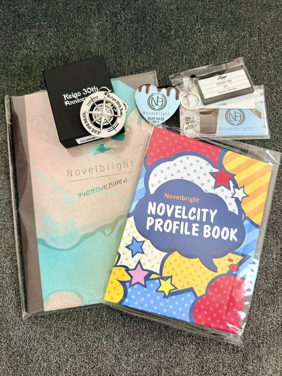 KOPA120529's tweet photo. 好きがいっぱーい💙💜
#Novelbright
#PHOTOALBUM
#PROFILEBOOK
#DIVA
#圭吾Anniversary https://t.co/GS6eVDnZ3I