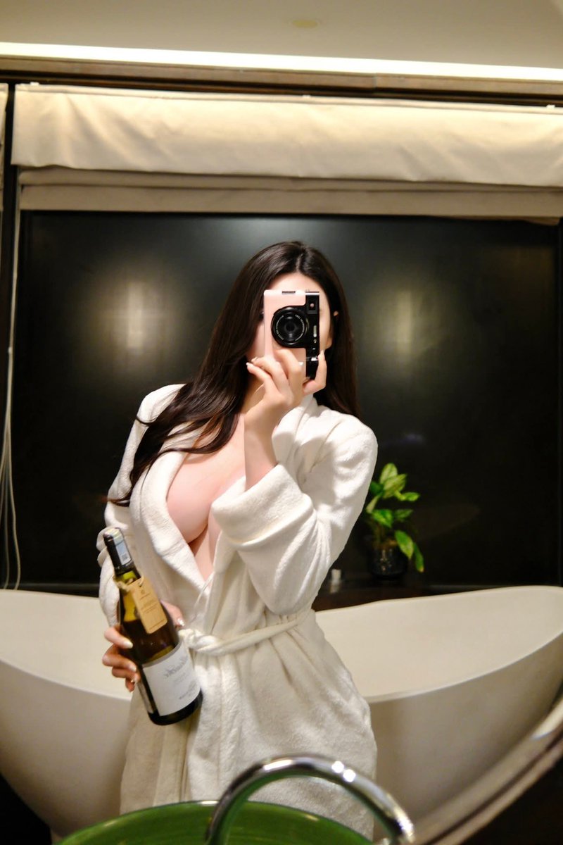 Judy Nguyen tweet media