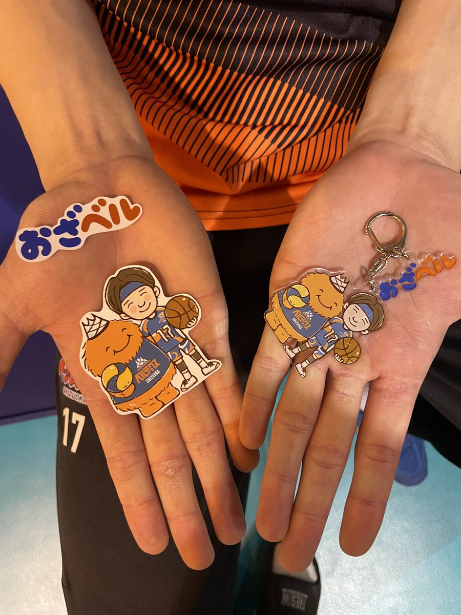 おざ によるグッズ紹介🤩✨✨ #小澤宙輝 #ベルティ #おざベル 限定