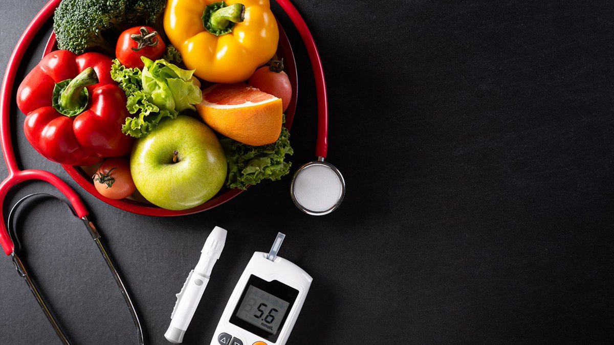 PhySoc's tweet image. This morning we consider personalised responses to #Nutrition and #Exercise at Day 1 of our #DietaryManipulations meeting at @ManMetUni. View the programme to find out more about the speakers and their talks ➡️ buff.ly/ghn0YZC