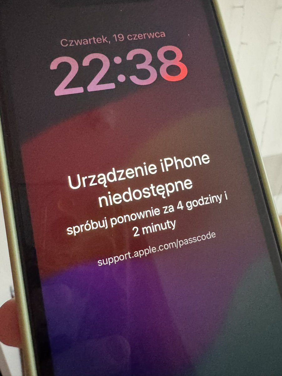 kara ◟̽◞̽ tweet media