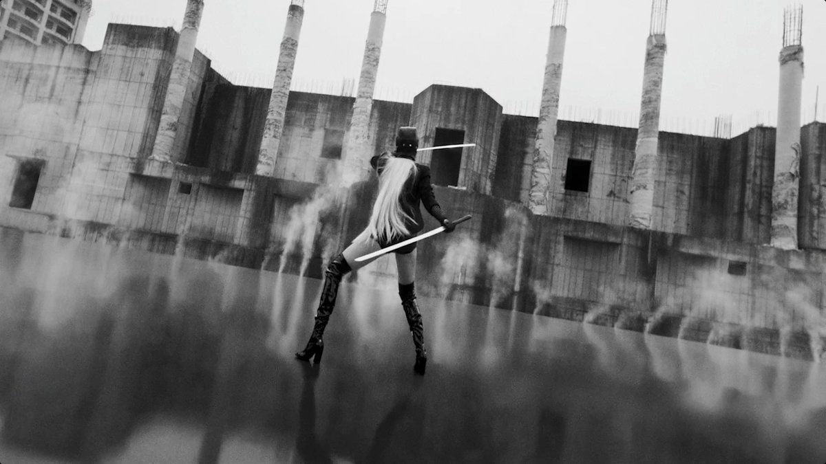 intro:night 🧭 tweet media