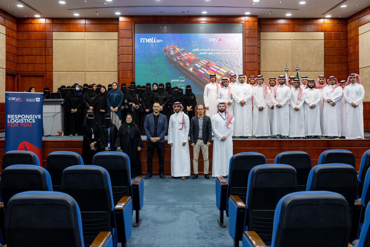 الكلية التطبيقية tweet media