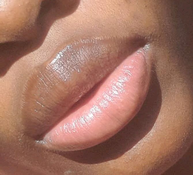 AliceMwani71811's tweet photo. Do men love pink lips 👄? https://t.co/yIx55Yib9z