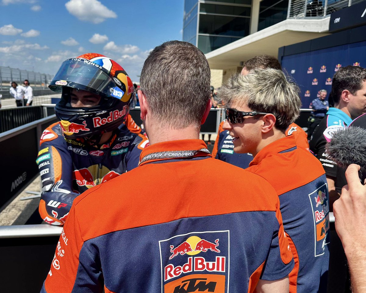 RedBull_KTM_Ajo's tweet image. An admin recap that couldn't stay in the gallery any longer 🤳🏼🤠

The cowboys will miss you, Texas 🏇🏼

| #USGP🇺🇸 | #GivesYouWings | #ReadyToRace | #AjoFamily | #MotoGP |