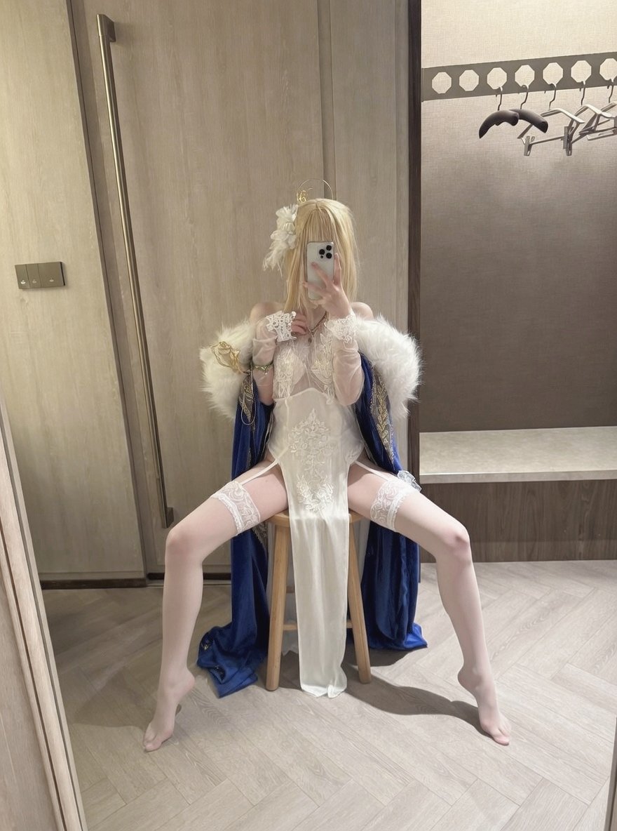 感觉像窗帘一样
#cos #贞德 #反差 https://t.co/IvoG8jDY7o