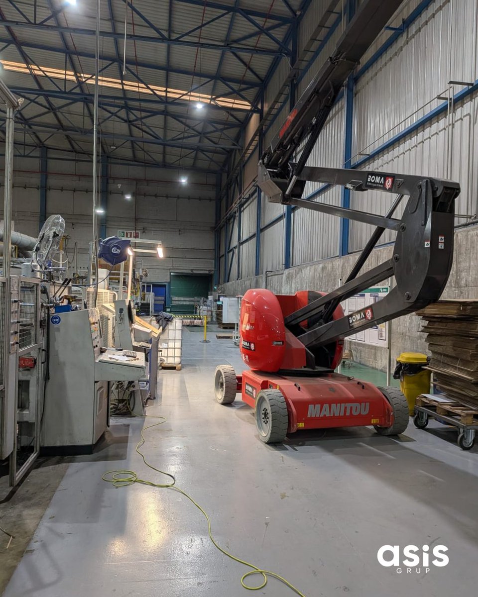 GrupAsis's tweet photo. Imatges del servei de neteja realitzat a la nau industrial de Hinojosa Packaging Group 🏭✨

Un entorn de treball que requereix organització, constància i atenció als detalls per mantenir-lo en bones condicions. https://t.co/oqrTSsOGrB