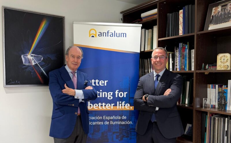 E_Eficiencia's tweet photo. @ANFALUM  nombra a Ricardo Pomatta nuevo Director General

▶️https://t.co/XMlgB32Ec0

#iluminacion #energia #eficienciaenergetica https://t.co/lVRQDjwNLq