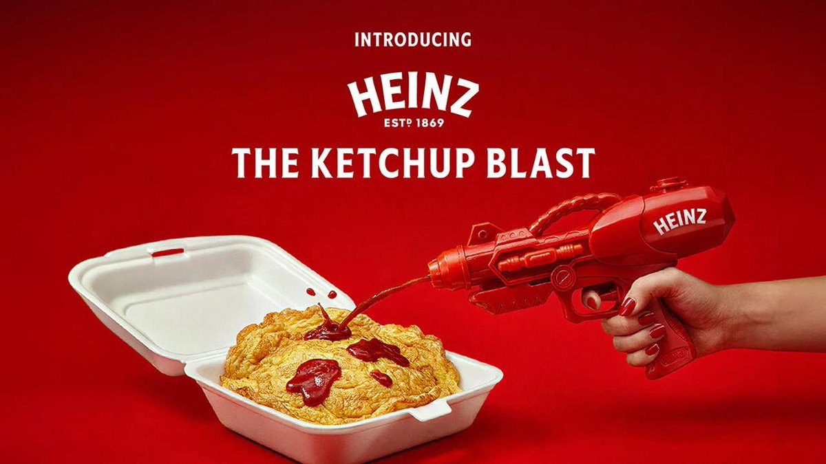 Heinz pushes creative boundaries with The Ketchup Blast, a water gun turned ketchup blaster! Launched for Songkran in Thailand, this playful device ties local insights to fun marketing innovation. 🍅🔫 #Heinz #Songkran #KetchupBlast #Marketing