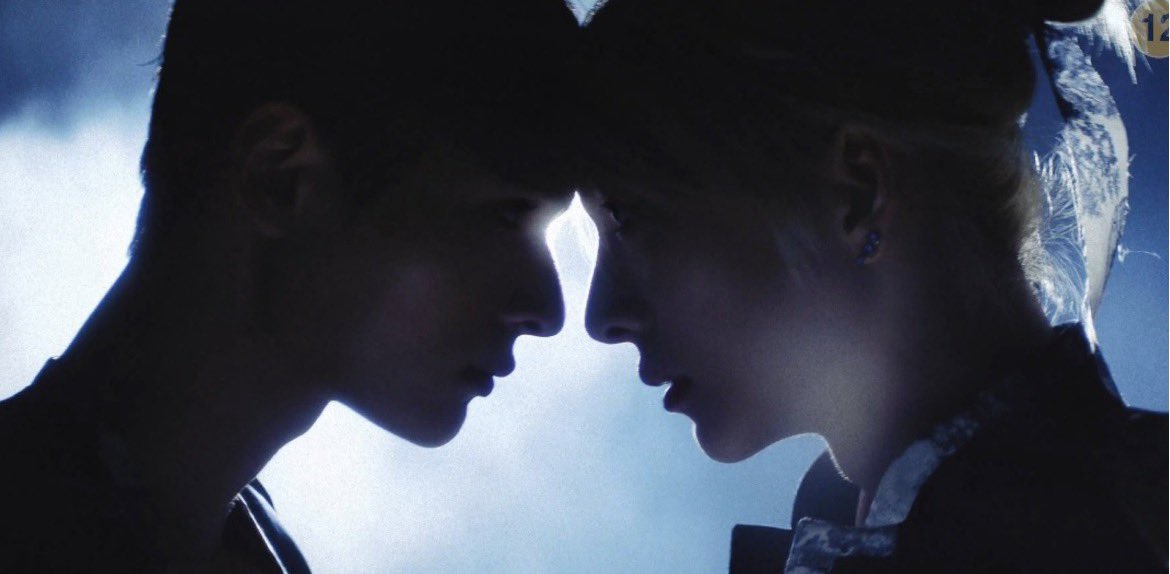 &☾𖤓 tweet media