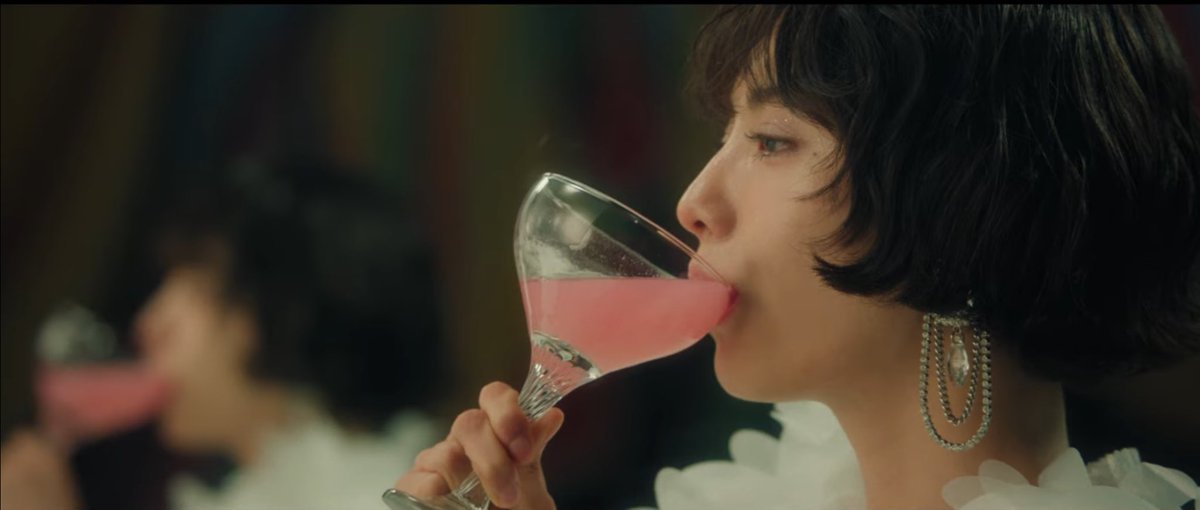 THIS THEORY IS RIGHTTTT 👏🏻