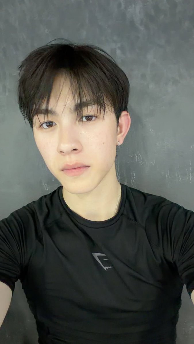 jny 🐈⬛🫧🐾 tweet media