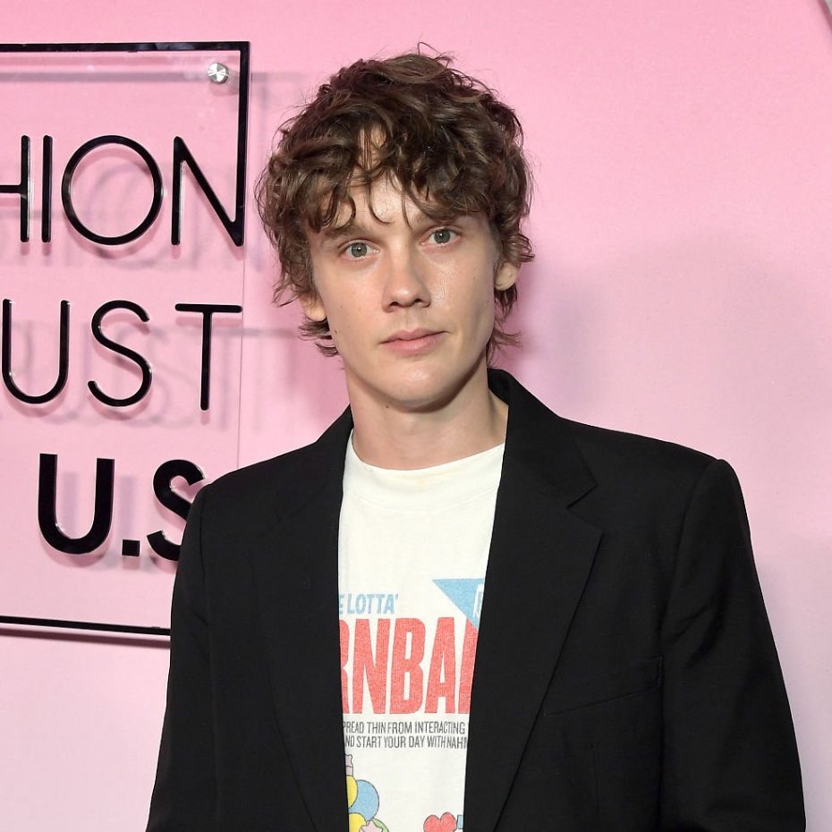 tyler-james ⟡ daily hunter doohan ♡ tweet media