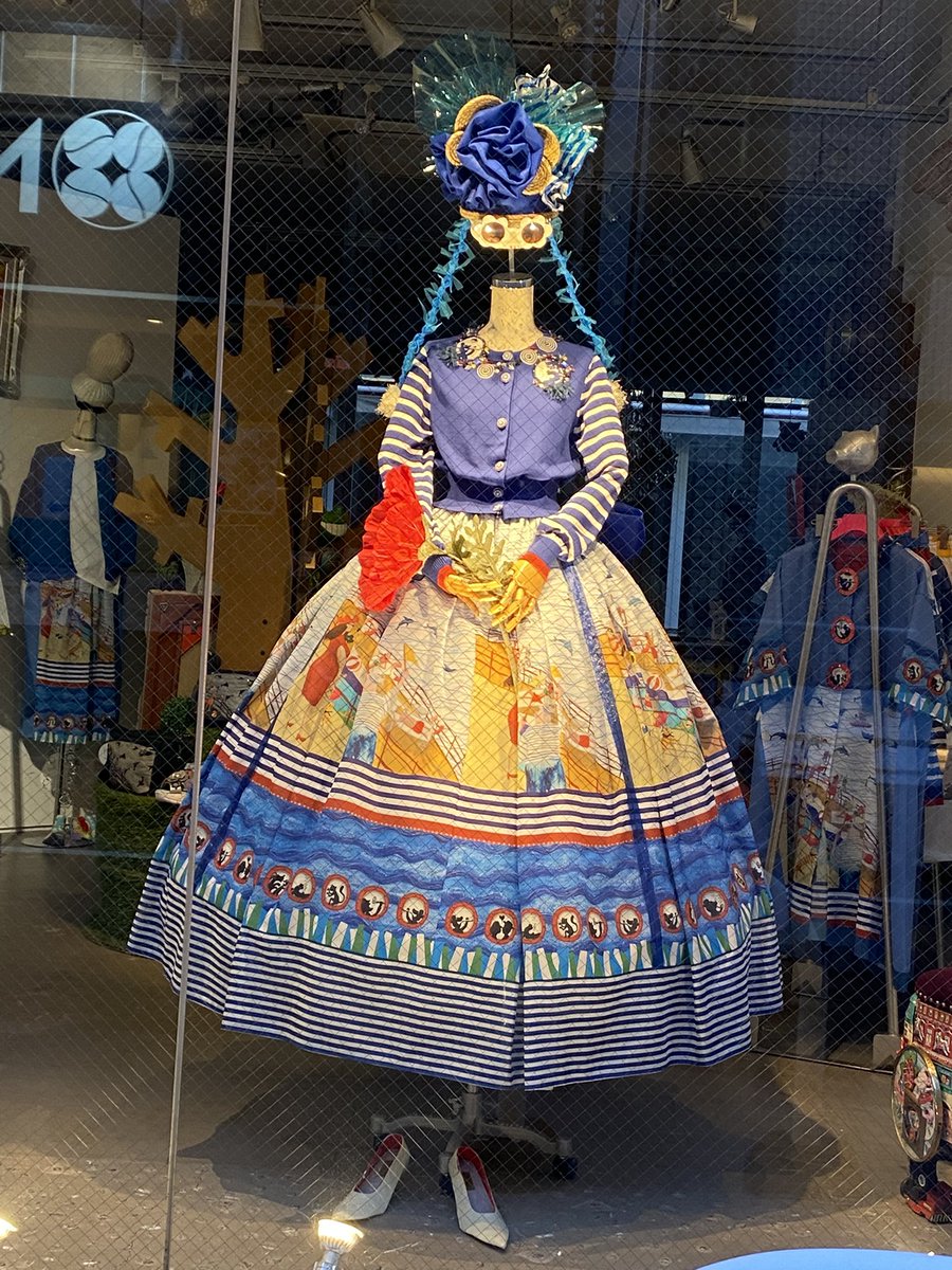 analchan's tweet image. 可愛い💙青のワンピース💙
#blueart