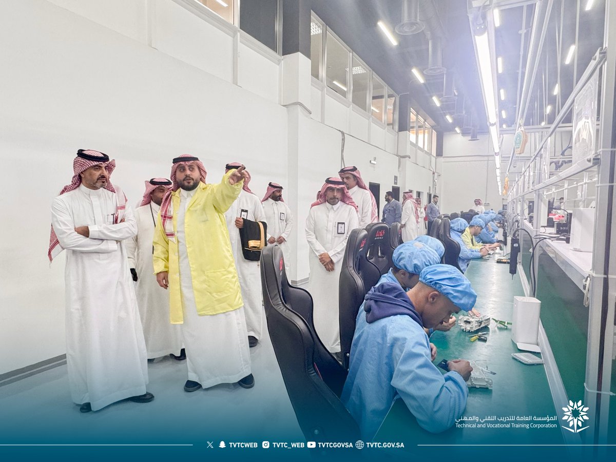 التدريب التقني tweet media