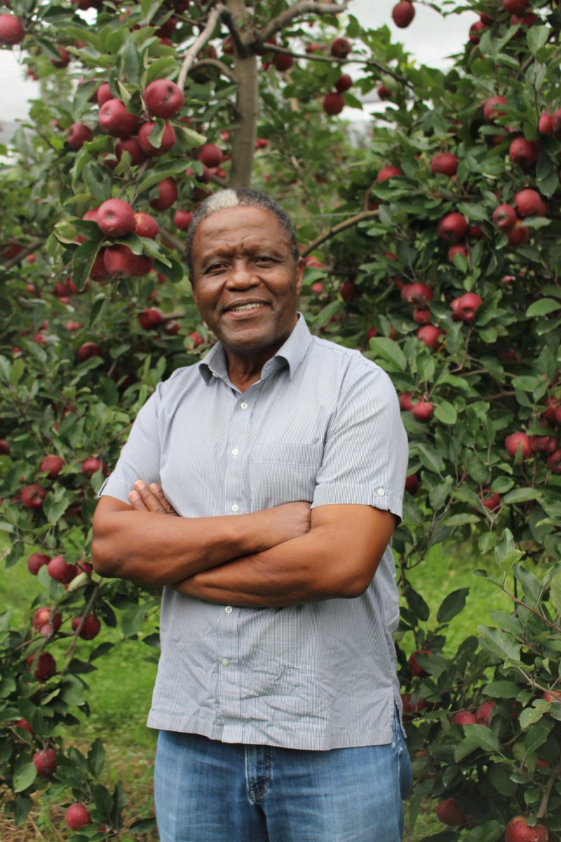 sa_fruitjournal's tweet image. Afrikan Farms started with an intentional quest for “agricultural opportunities that could deliver strong returns and meaningful social impact”. See page 6: safj.co.za/publication/sa… #AppleFarming #fruitindustry #StrategicVision