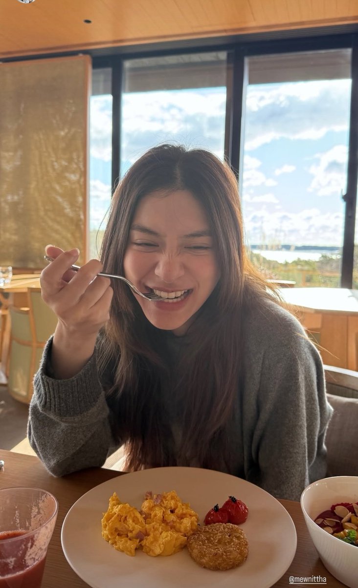 เลี้ยงแมว1ตัวตอนนี้มีแมว5ตัว tweet media