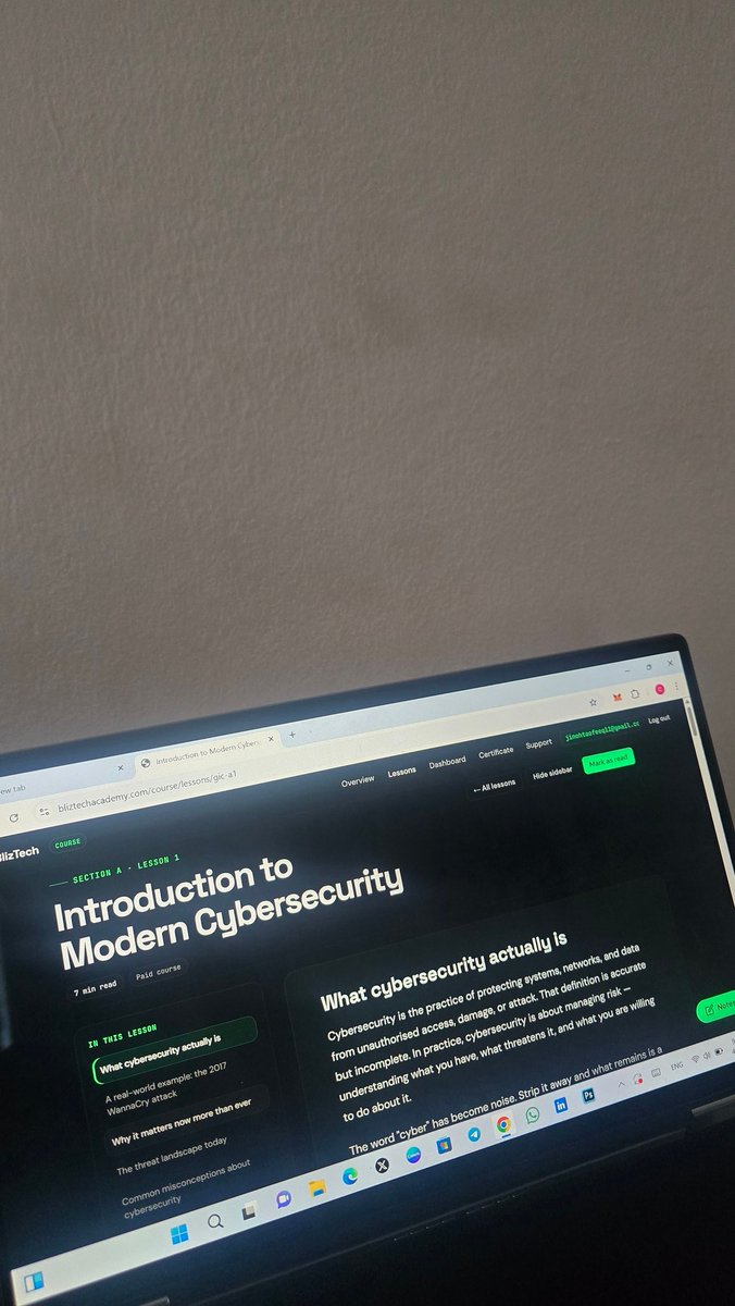 The Chief Captain tweet media