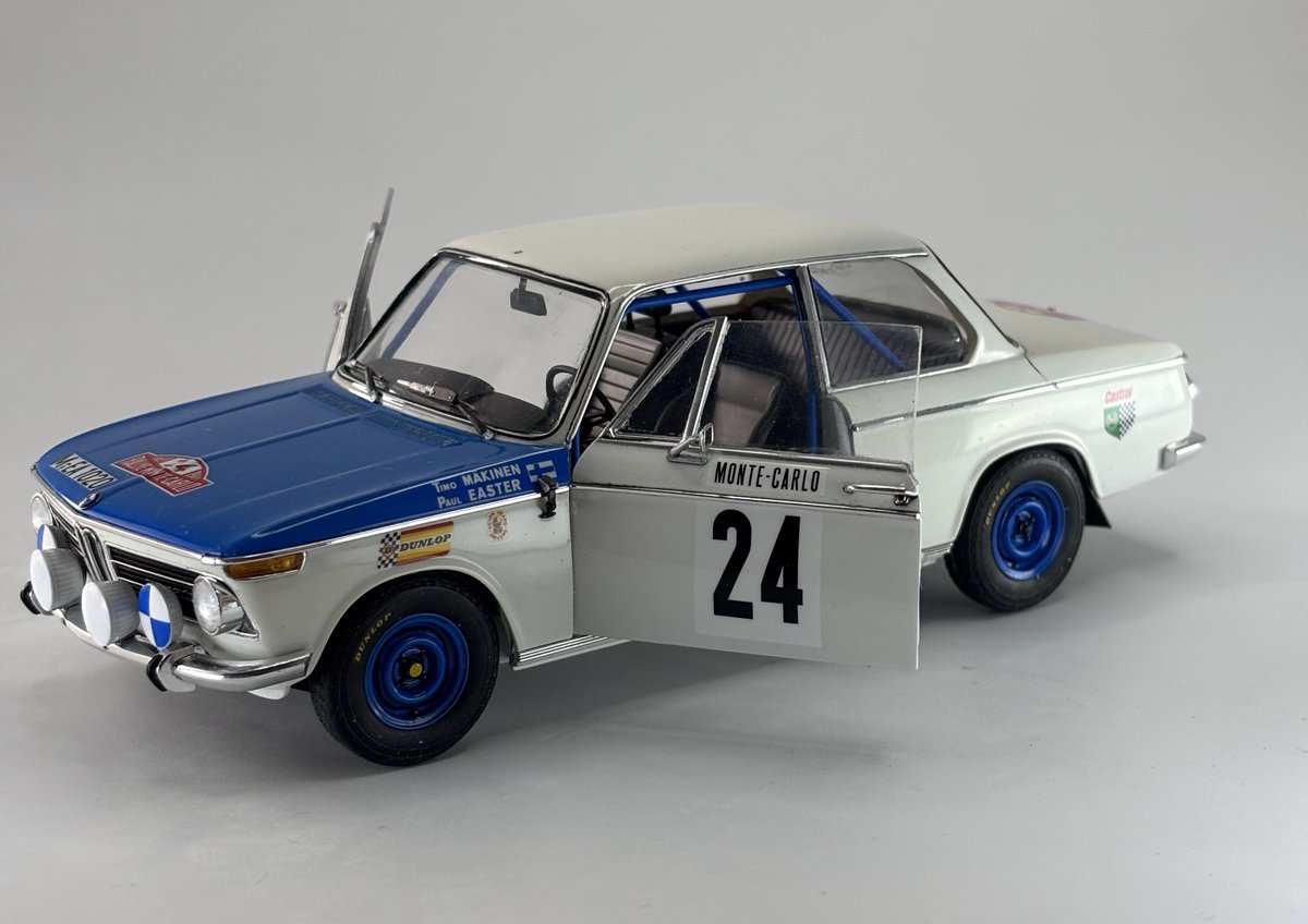 gegegedad's tweet photo. BMW200ti 1969モンテカルロラリー完成✨
ドアパ化しなければ3月中に完成してましたwww💦
キットはとても作りやすくて随所にハセガワの拘りが詰まった傑作キットと言っても良い逸品。
カーモデラーなら一度は作ってみたらE〜べさー♪^ ^ https://t.co/dZ2D6euOkr