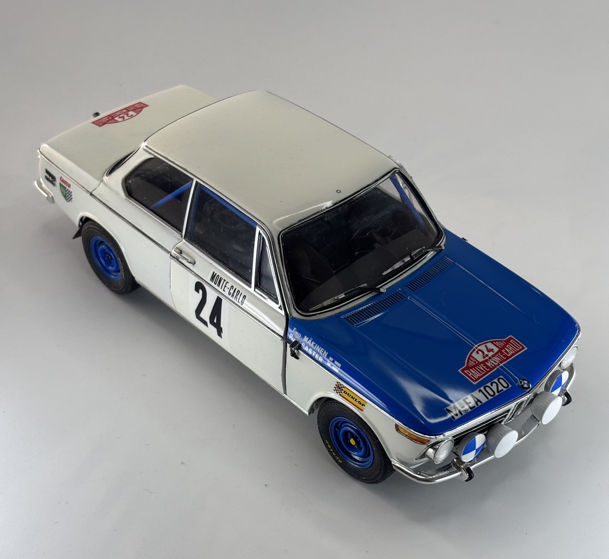 gegegedad's tweet photo. BMW200ti 1969モンテカルロラリー完成✨
ドアパ化しなければ3月中に完成してましたwww💦
キットはとても作りやすくて随所にハセガワの拘りが詰まった傑作キットと言っても良い逸品。
カーモデラーなら一度は作ってみたらE〜べさー♪^ ^ https://t.co/dZ2D6euOkr
