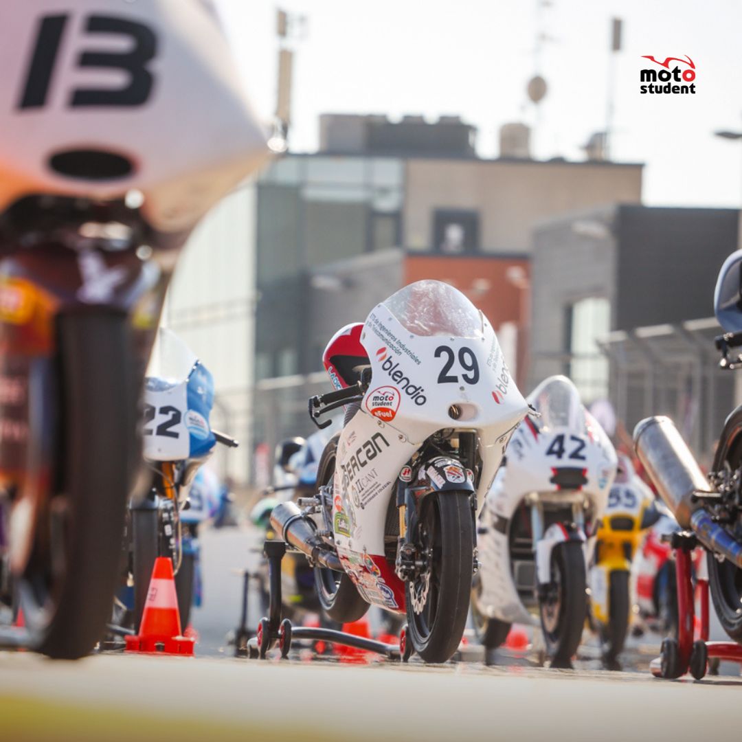 MotoStudent tweet media