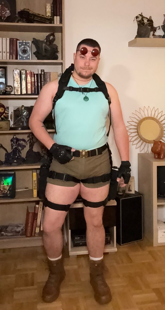 𝕋𝔸ℤ𝔼ℝ𝔸𝔼𝕃 tweet media