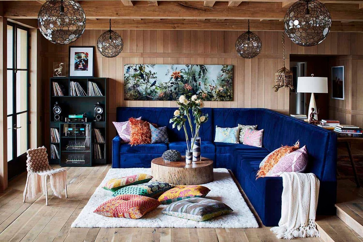 OneKindesign's tweet image. Tour this ranch-style home with a playful Bohemian vibe on Lake Austin
onekindesign.com/home-bohemian-…