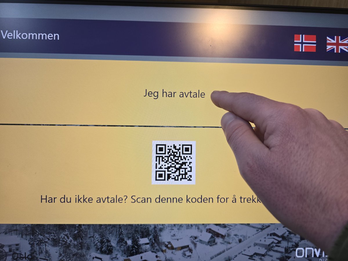Et_smartere_liv's tweet image. Time hos psykologen i dag.

Yep, går til #psykolog.

1) Noe flere burde vurdere? Kan være overraskende nyttig. Også for såkalt nOrMaLe. Flere venner som har vært til psykolog, de har bare lovord.

Alle har en #psykisk #helse. Også såkalt normale.

2) Heia #velferdsstaten 🥰 De
