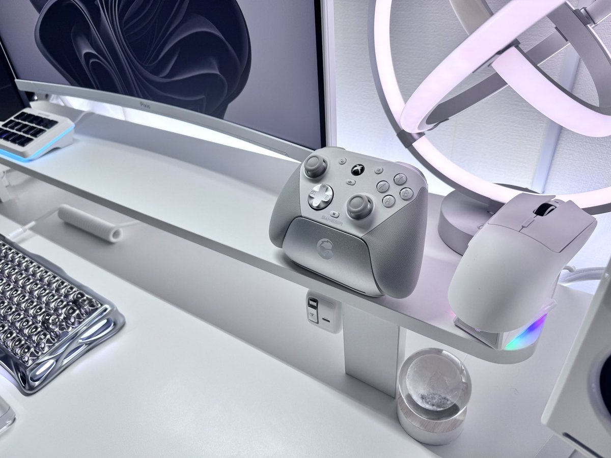 kirak_mono's tweet image. FlexiSpot さんのデスクシェルフ
『MS01』を導入しました🫧

①Before
②After

☀︎.°5000円とお手頃価格!!
☀︎.°デスクと揃う白天板なのが嬉しい🤍´-

#desksetup
もう少し詳しく↓