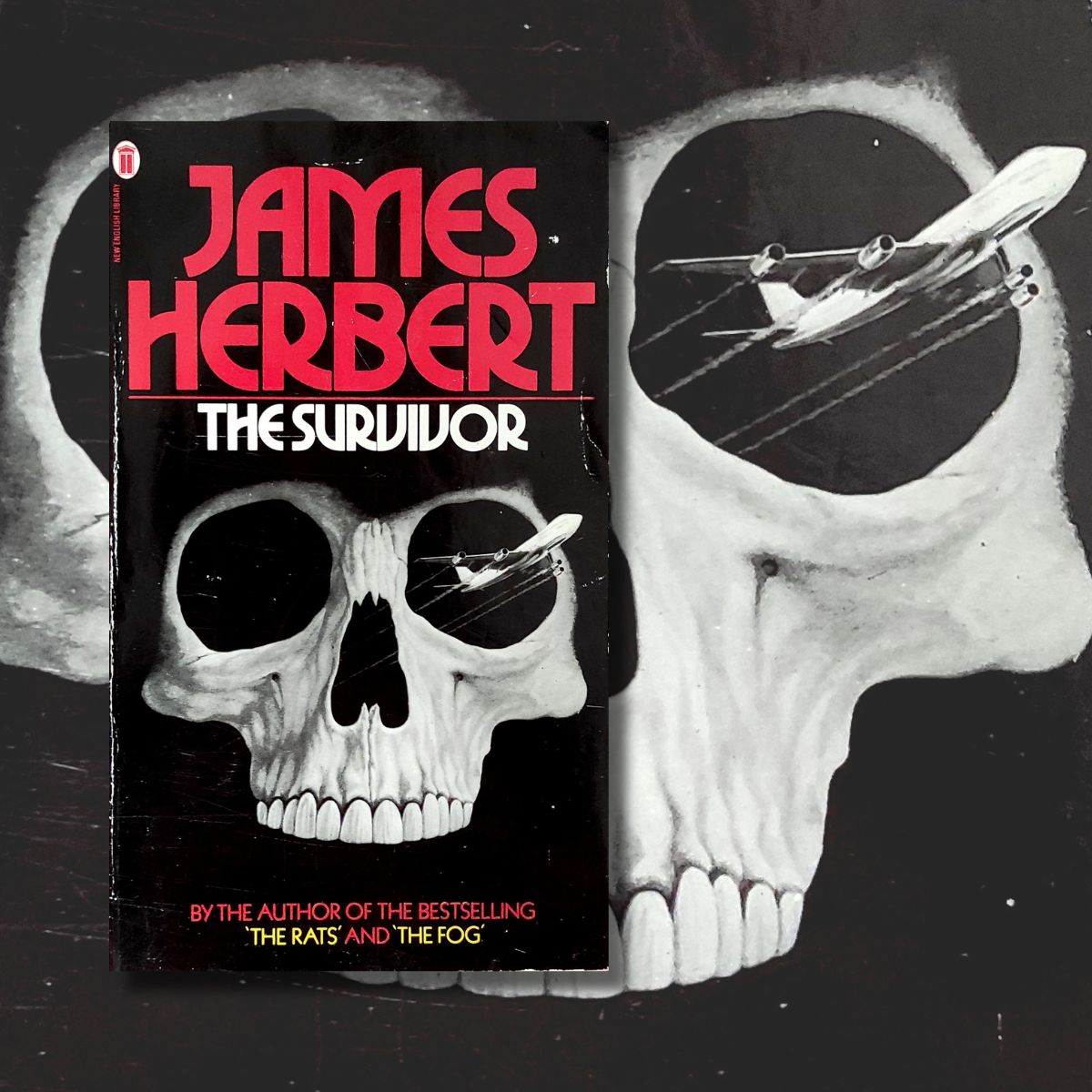 HorrorPaperback's tweet image. Born on this day: James Herbert (1943-2013).

Here's the 1976 New English Library edition of The Survivor.

#horror #horrorart #horrorcommunity #horrorfam