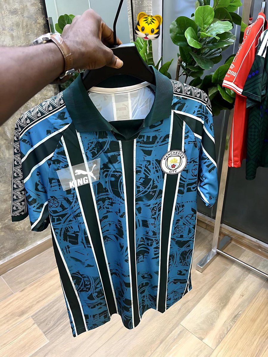 topboyd__'s tweet photo. HIGH ARTISTIC JERSEY MERCH NOW AVAILABLE IN STORE!!!

L, XL, XXL

🏷️ 20,000

ADD TO 🛒 https://t.co/tAmfZow5Sj