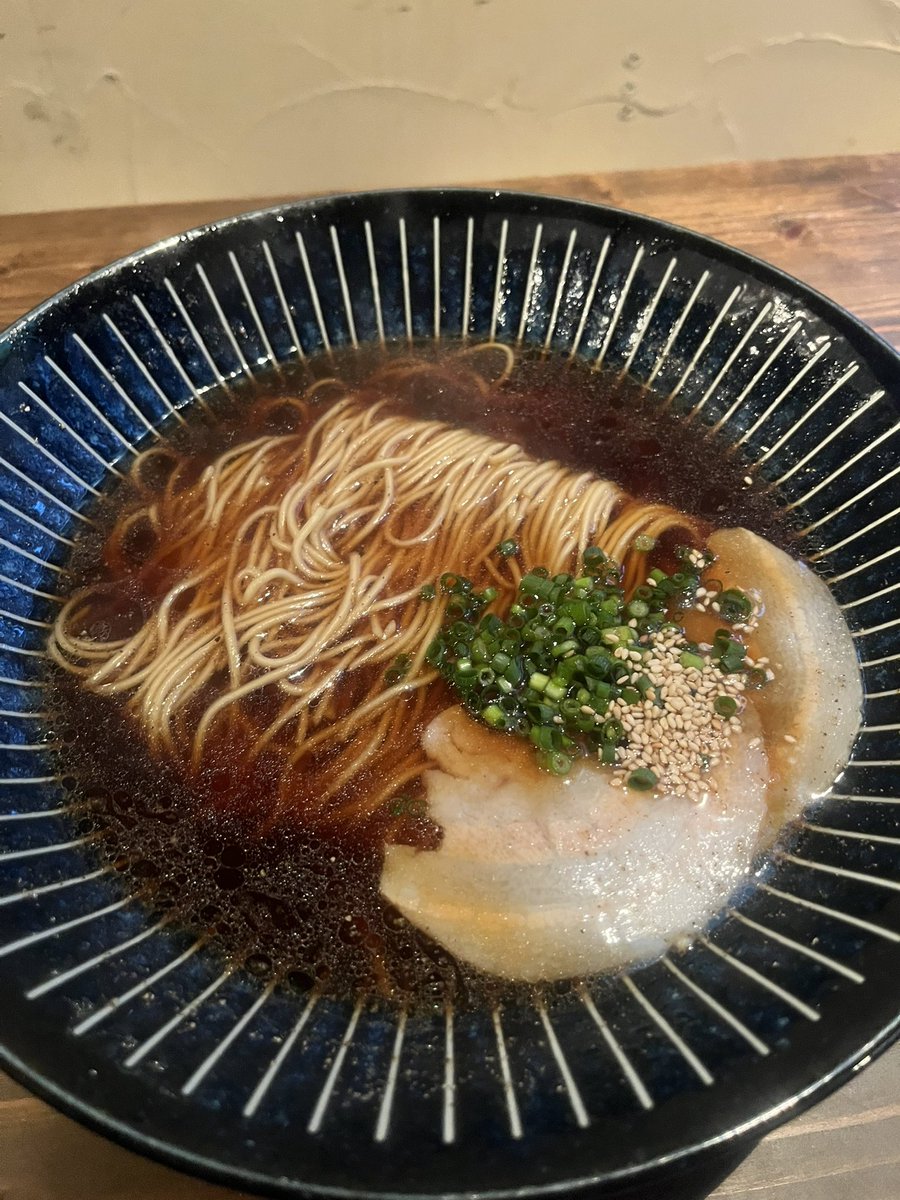 Dining&Darts WALFISCH🐳 tweet media