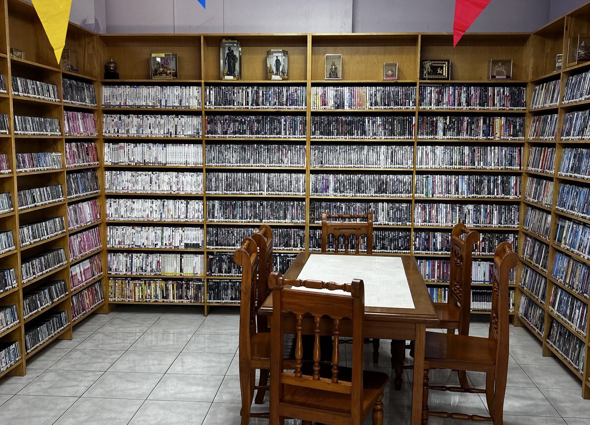 J*🪐⭑. tweet media