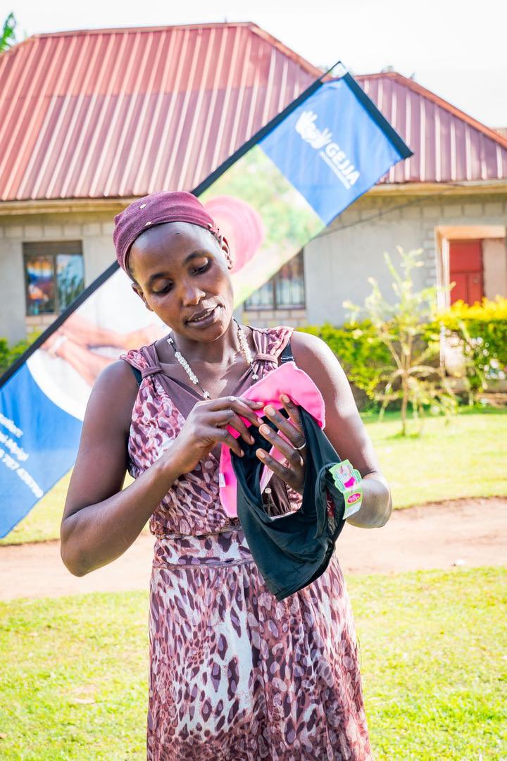 gejjawomen's tweet photo. We had another outreach in Butooro, Kamengo which is a continuation of distribution of pads to the people living with disabilities within our immediate communities.
#SafeGirl https://t.co/YO1Y4lFcVN