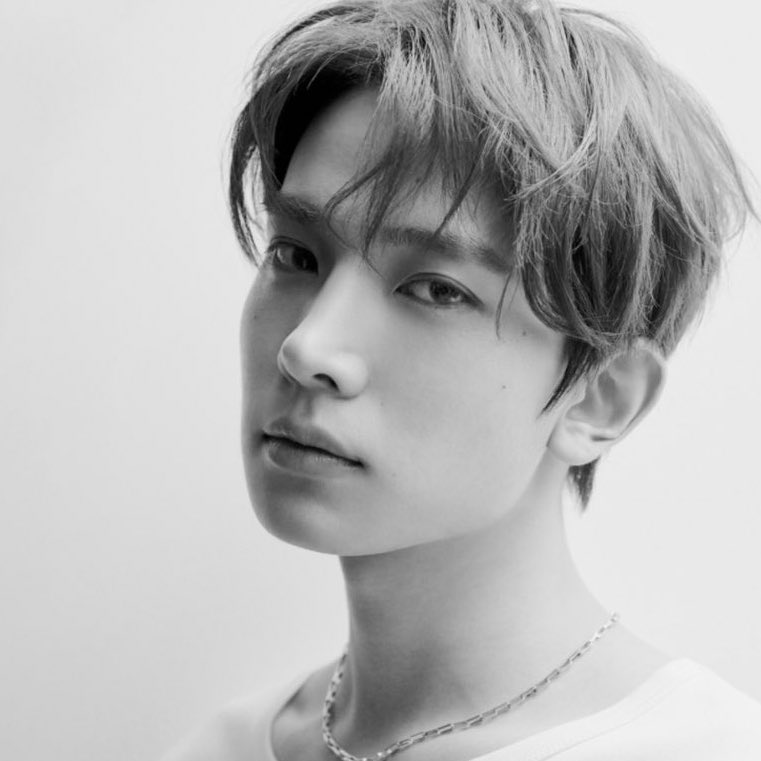 👼 sara tweet media