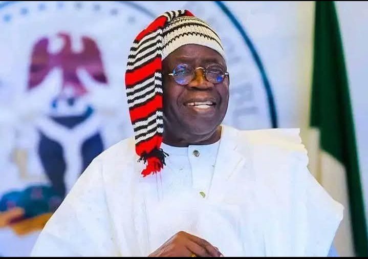 Legend6p's tweet photo. Good morning, Good afternoon, and Good night, depending the time you're seeing this .......
Pls haw far with this 2027.
Are we still going to renew our rent oh we will change our apartment?
#createawareness
#VoteWisely
#election
#APC
#ADC
#PDP
#ANPP https://t.co/DLp8FiIY0d