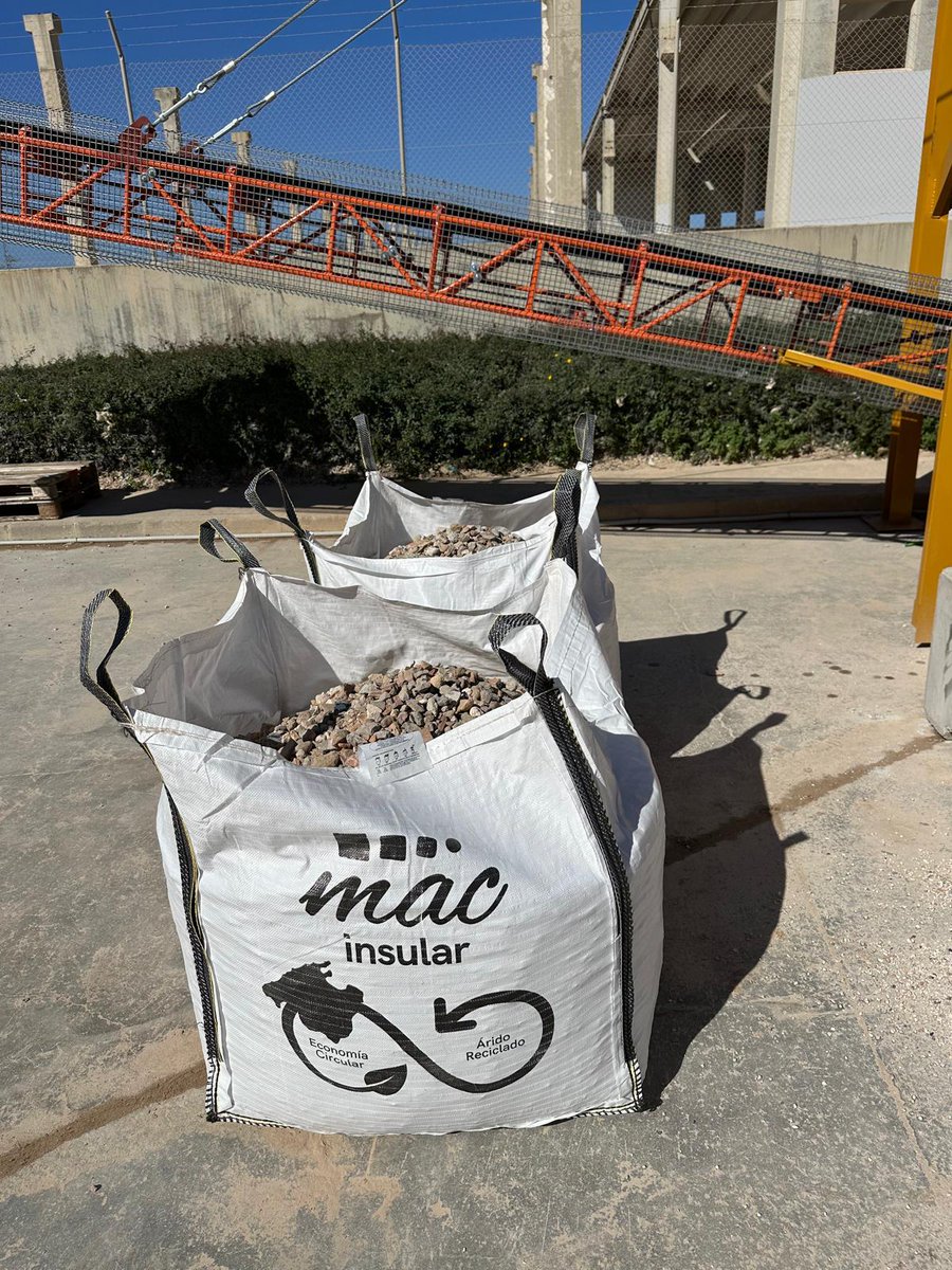 Mac Insular tweet media