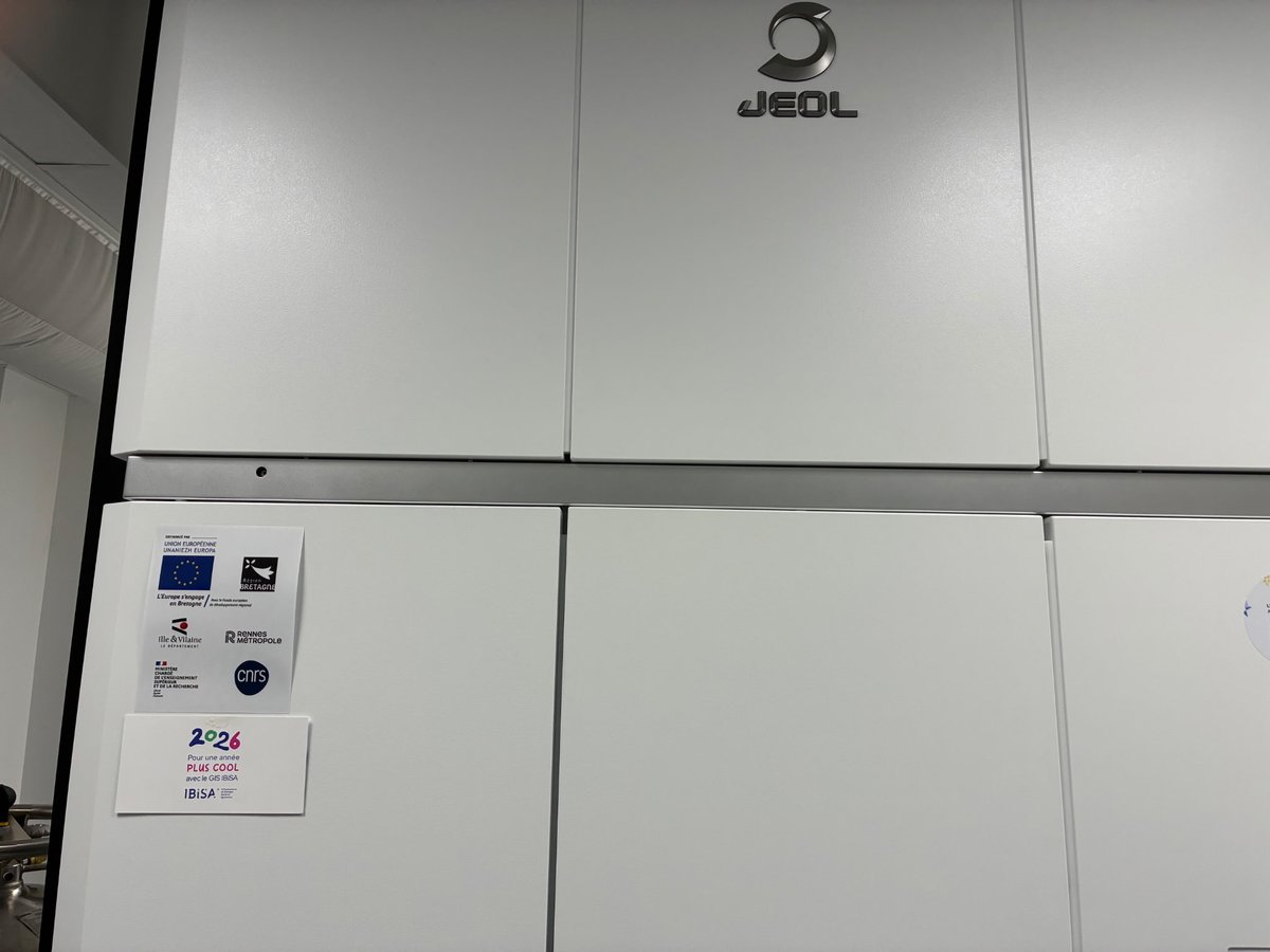 GIS_IBiSA's tweet photo. IBiSA était sur la #plateforme #TEM2C de Rennes pour l'inauguration du cryomicroscope #CRYOARM200, le premier microscope @JEOLEUROPE installé en France pour la #BiologieStructurale et la #BiologieCellulaire https://t.co/qvarjHN7Dn