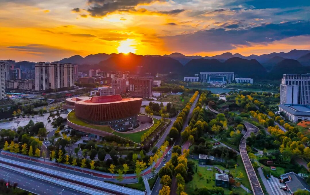 In Zunyi tweet media