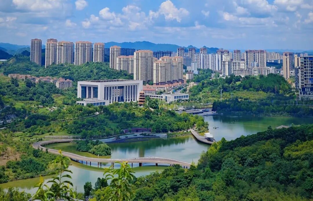 In Zunyi tweet media