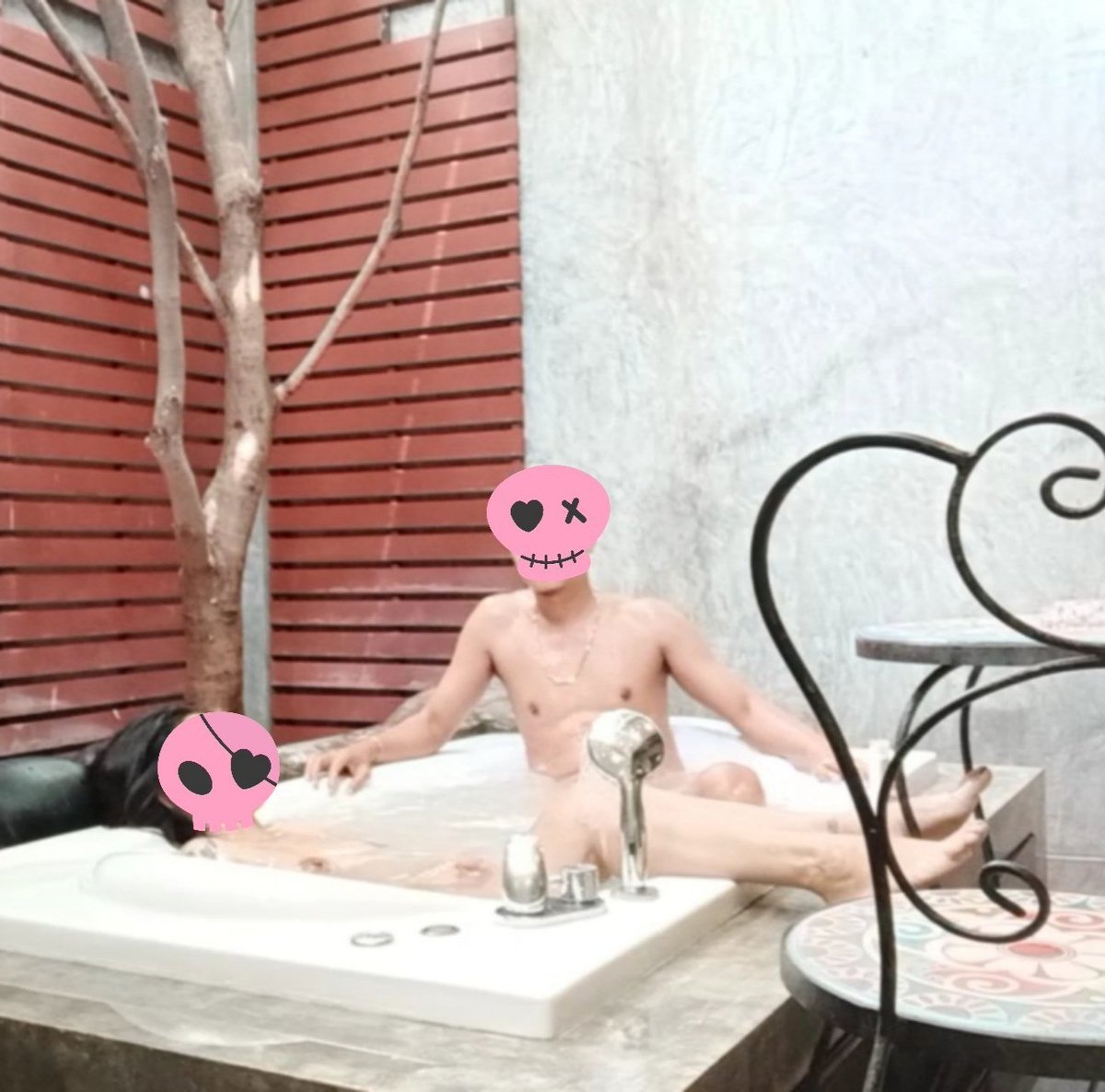 uɐʇɐS ʇǝɹɔǝS tweet media