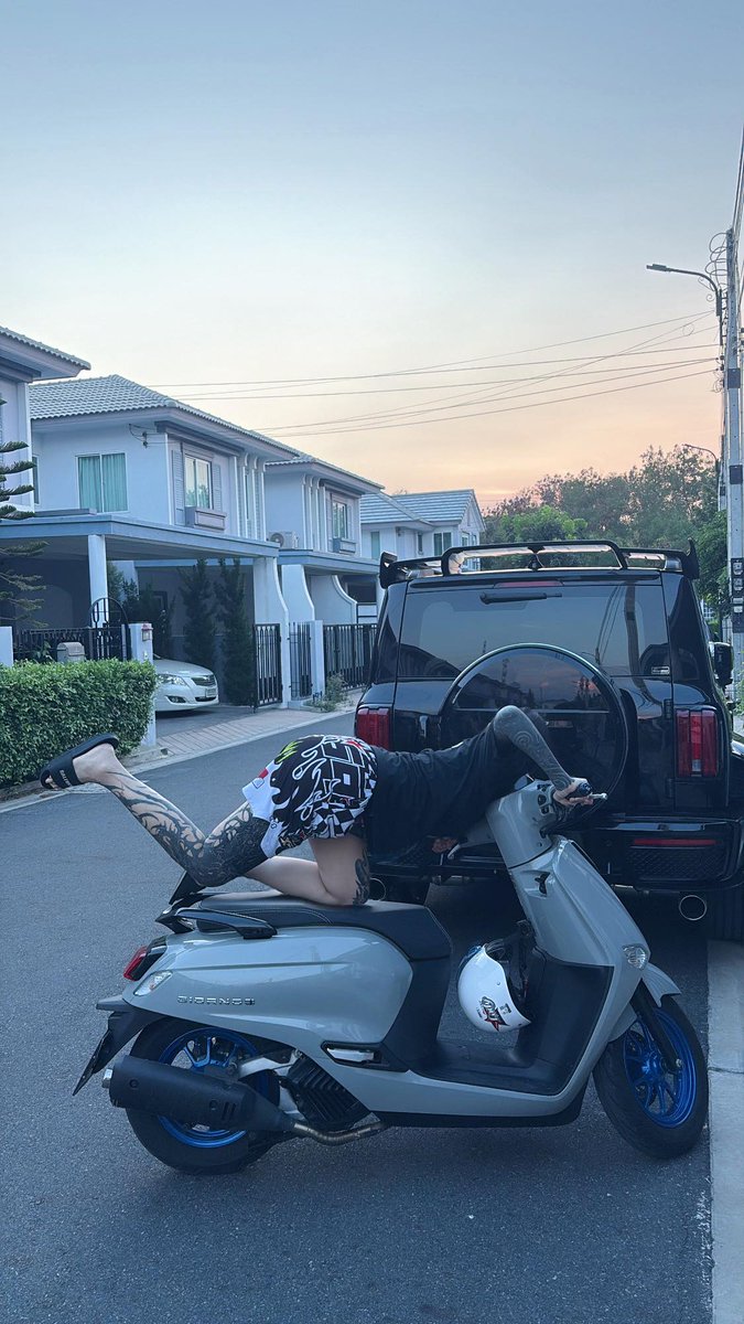 real🐰 tweet media