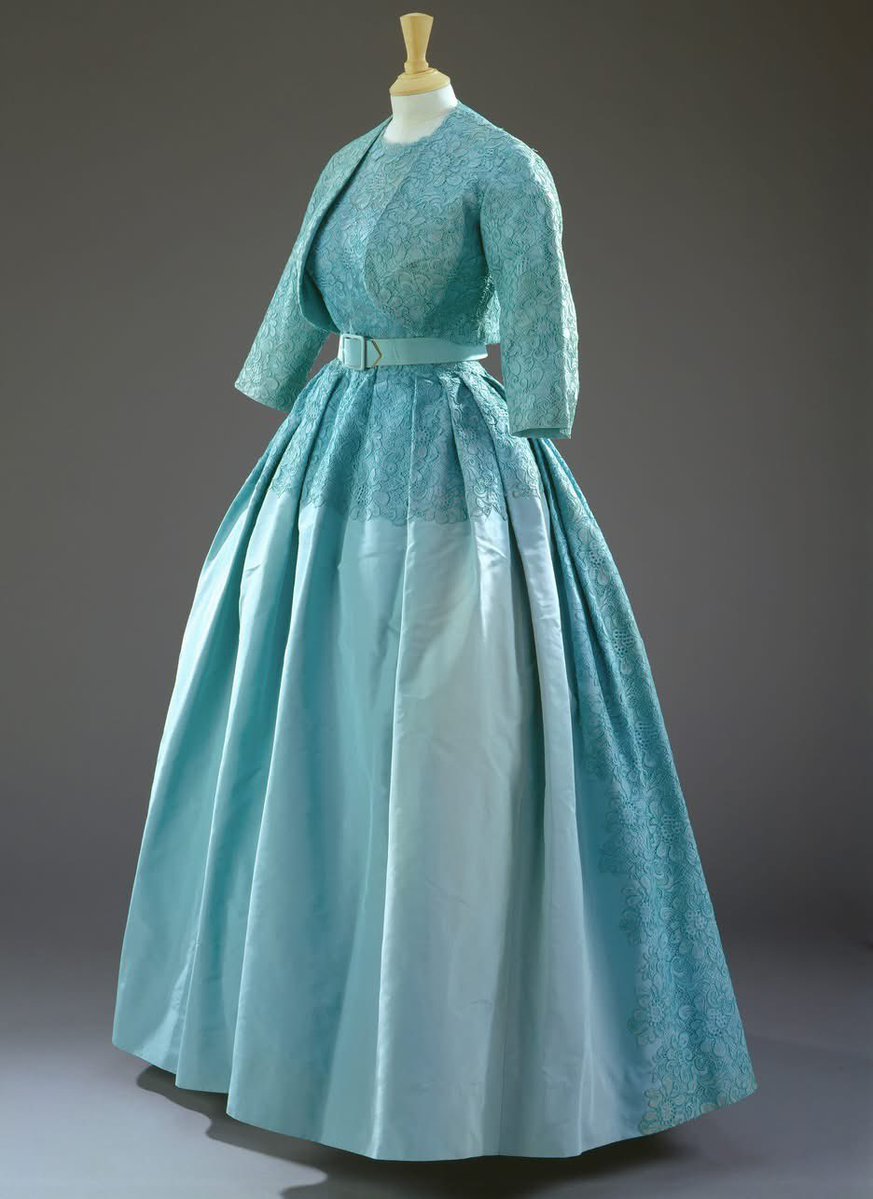 Dr Kate Strasdin tweet media